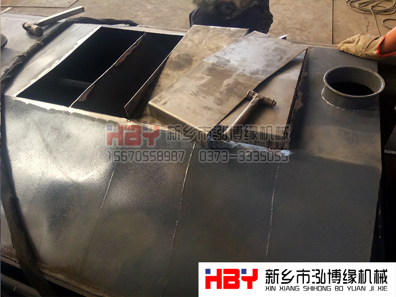 有好多客戶反映平面回轉(zhuǎn)篩出料端會有積料，這是為什么呢