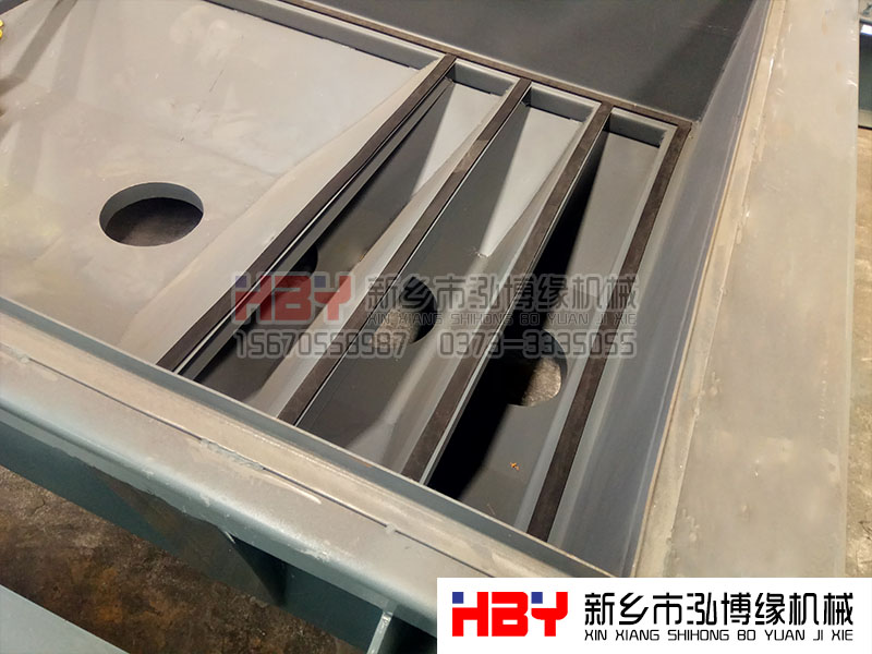 化工平面回轉(zhuǎn)篩選用一般選用幾層的比較合適？